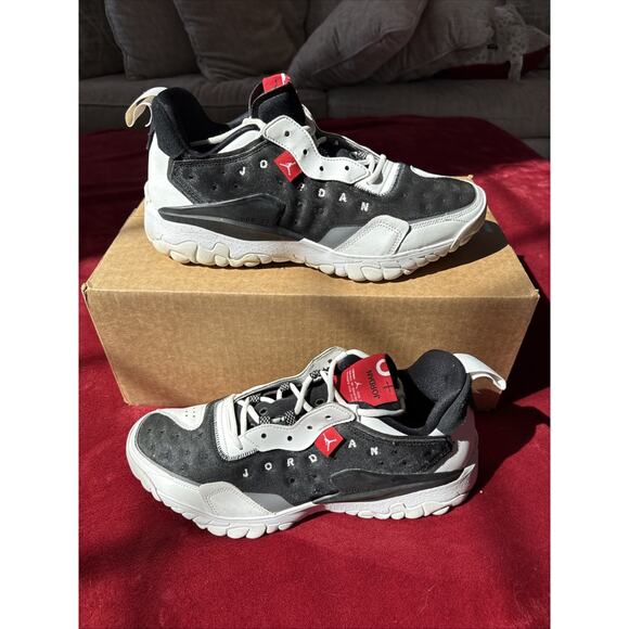 Jordan Delta 2 Chicago Bulls Black White Red Low Top Lace Up Athletic Sneakers main image 4